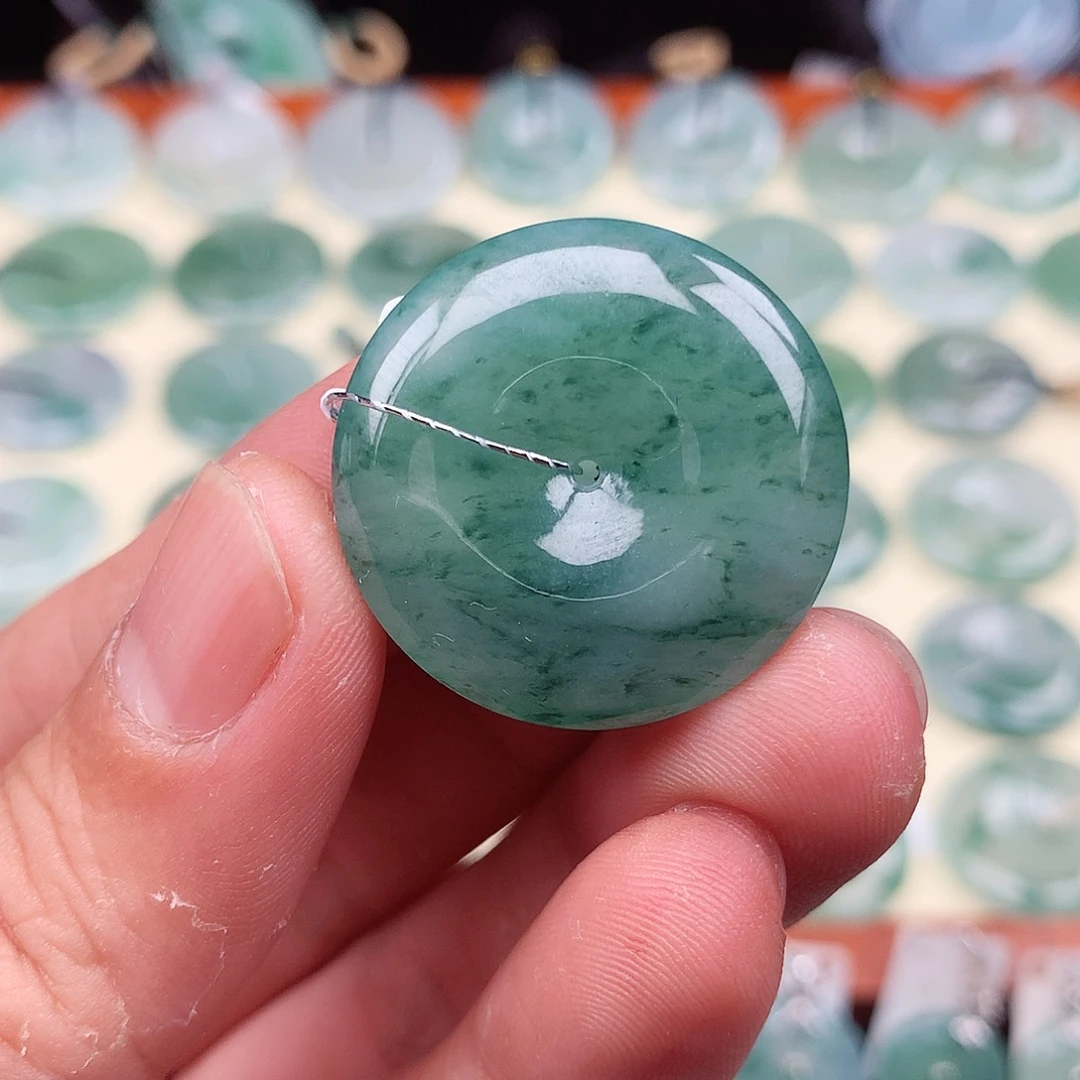 翡翠未镶嵌颈饰28.3-5.8mm