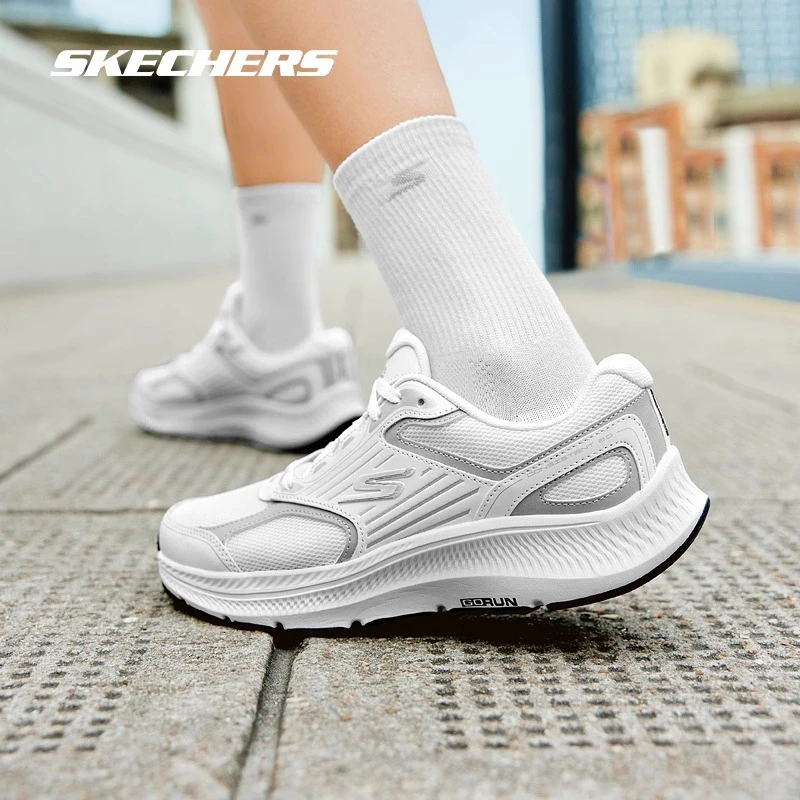 斯凯奇女款鞋子潮流时尚跑步鞋轻质吸震高回弹舒适运动鞋女128606