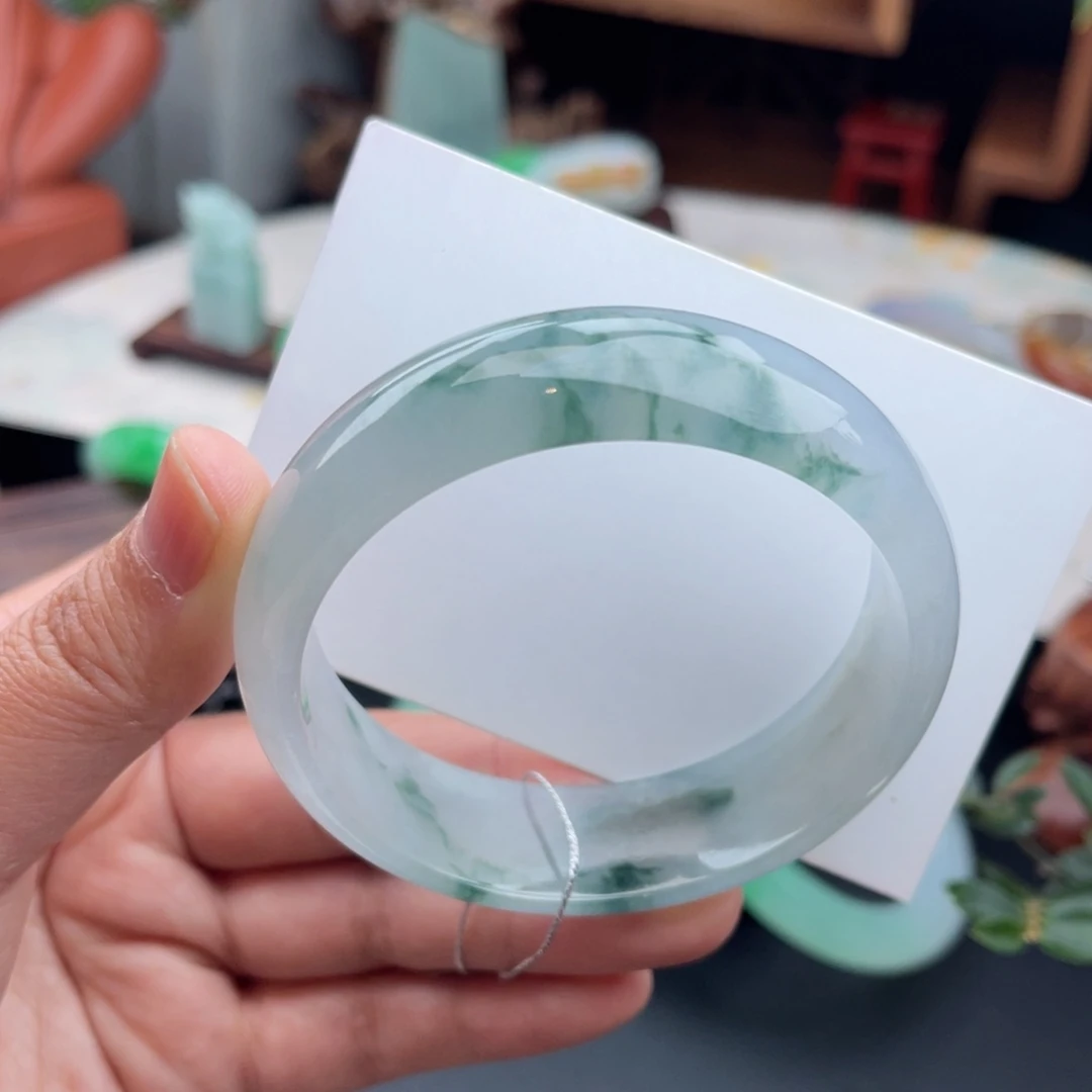 未镶嵌手镯翡翠轮胎飘花