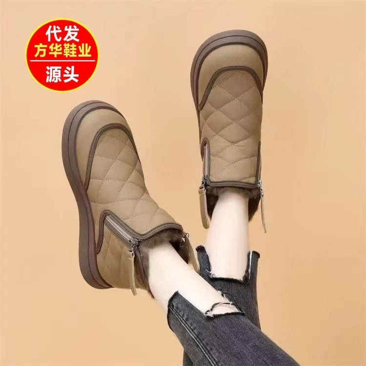 橡胶2025秋冬季新款保暖雪地靴女新款四季加绒四季短靴防滑高帮棉
