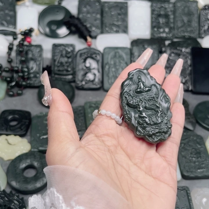 和田玉未镶嵌颈饰