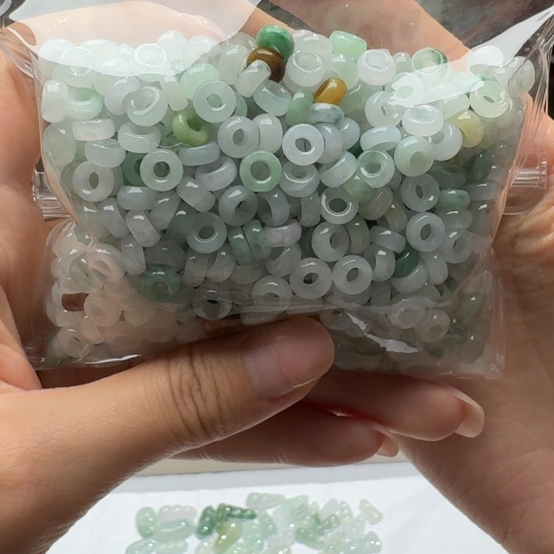 未镶嵌挂件翡翠福利20个，不包邮，拍邮费发货