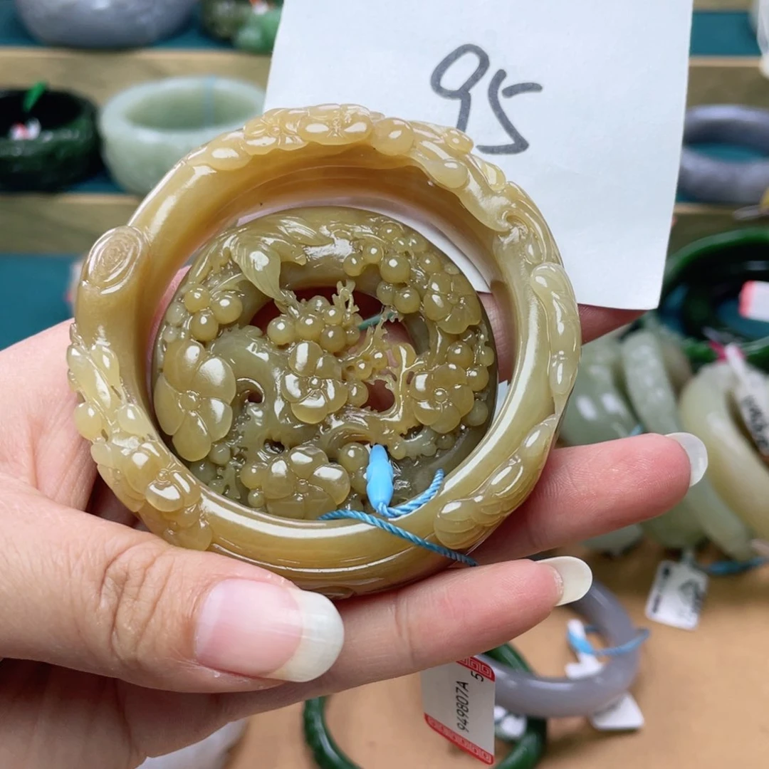 未镶嵌手镯和田玉圈口57