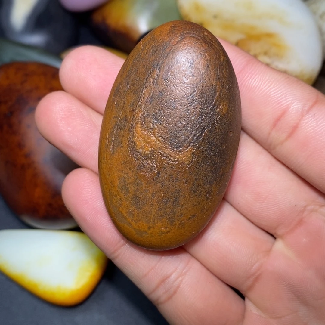 和田玉未镶嵌珠宝奇石