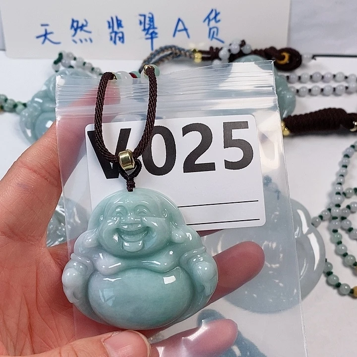 翡翠颈饰未镶嵌天然