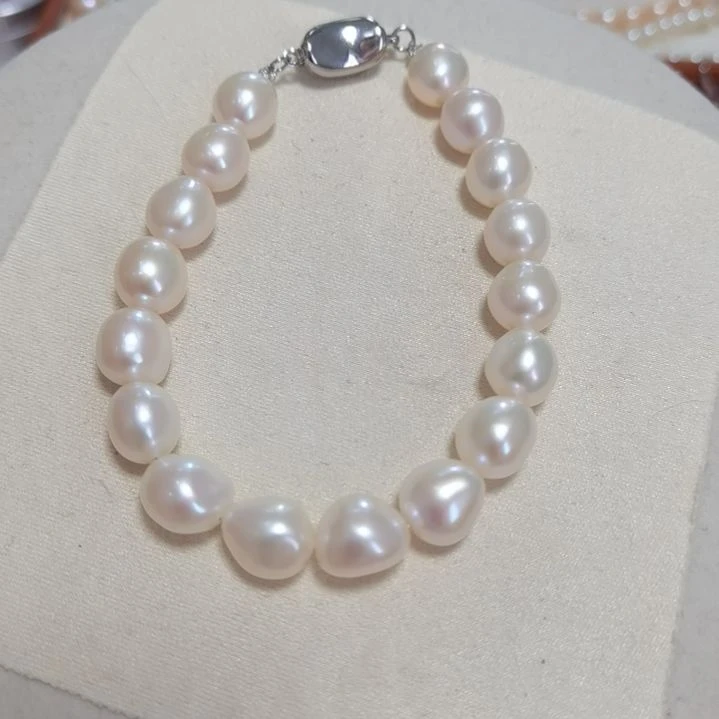 淡水珍珠手链合金淡水无核珍珠手链碎银子白色无瑕8-9