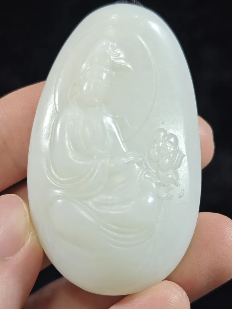 旧藏天然和田玉观音吊坠挂件配饰53克58*35*18mm