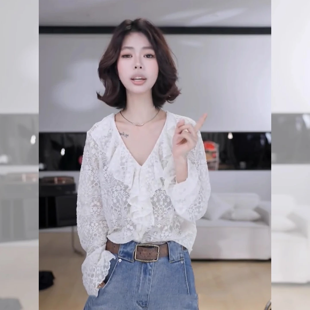 荷叶边镂空钩花V领蕾丝衫女春秋新款独特宽松显瘦打底内搭上衣