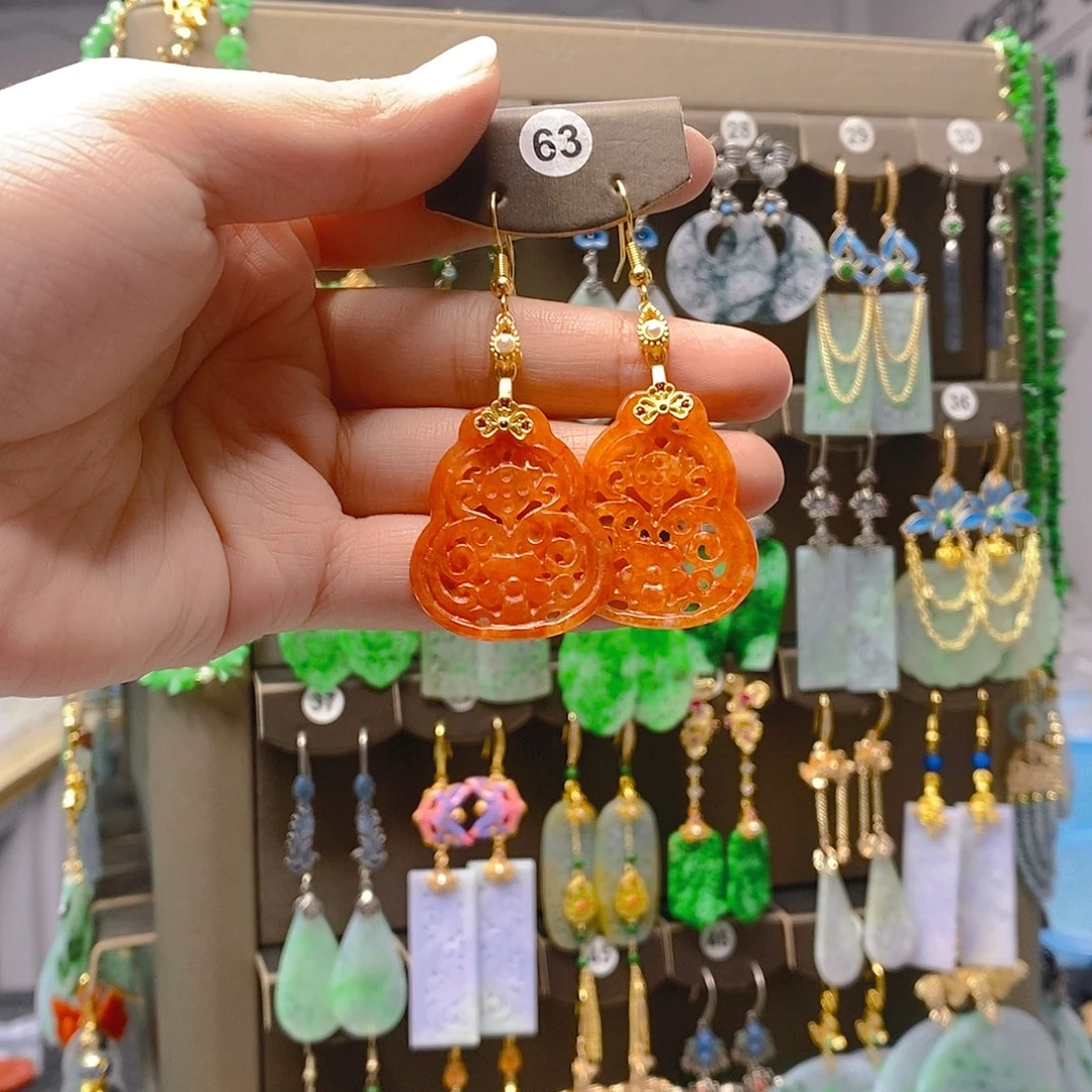 未镶嵌翡翠耳饰翡翠