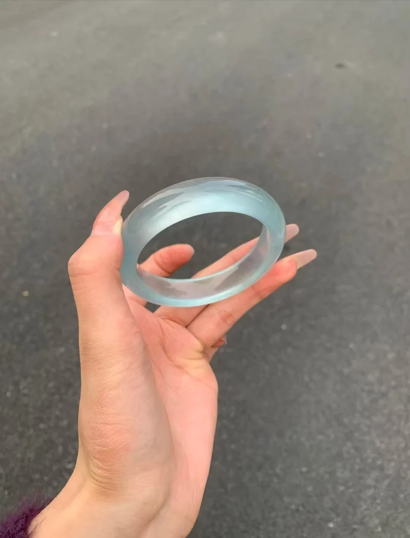 高冰透海蓝之谜湖水蓝冰川蓝女款精美少女正圈