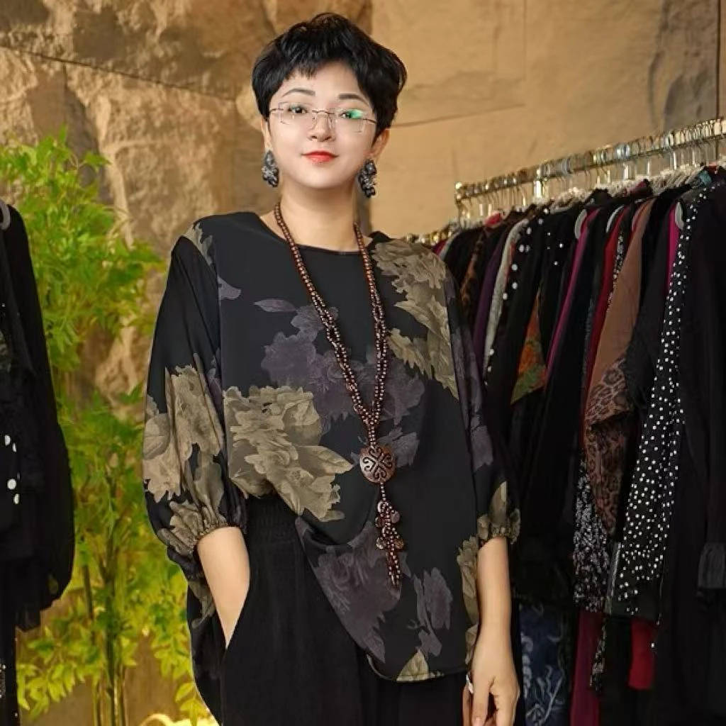 (QQ)162/大气优雅黑色印花柔软顺滑气质小上衣复古百搭时尚