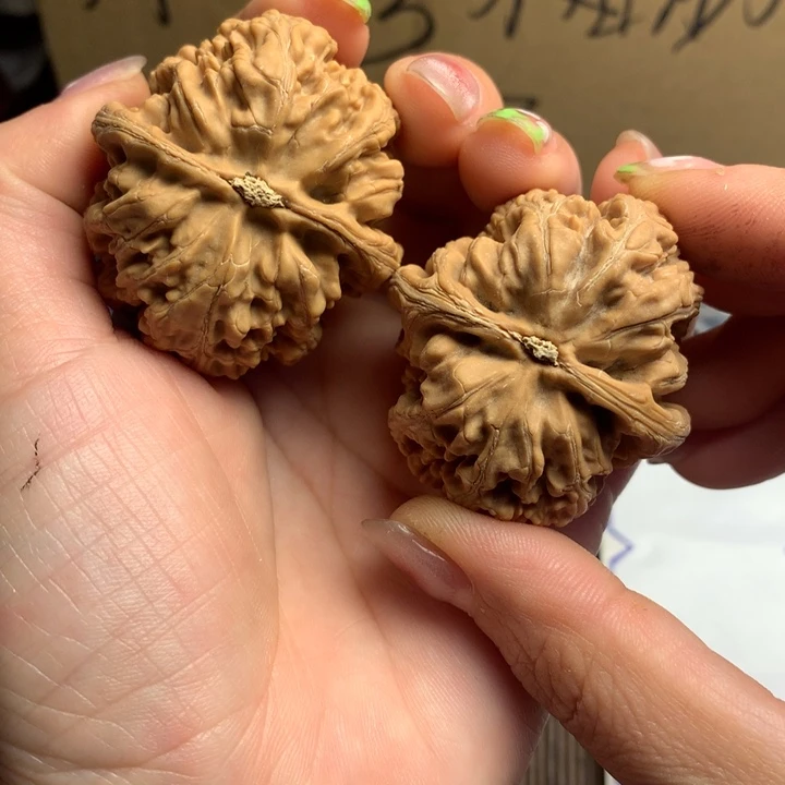 吊坠文玩核桃伏**生粗筋