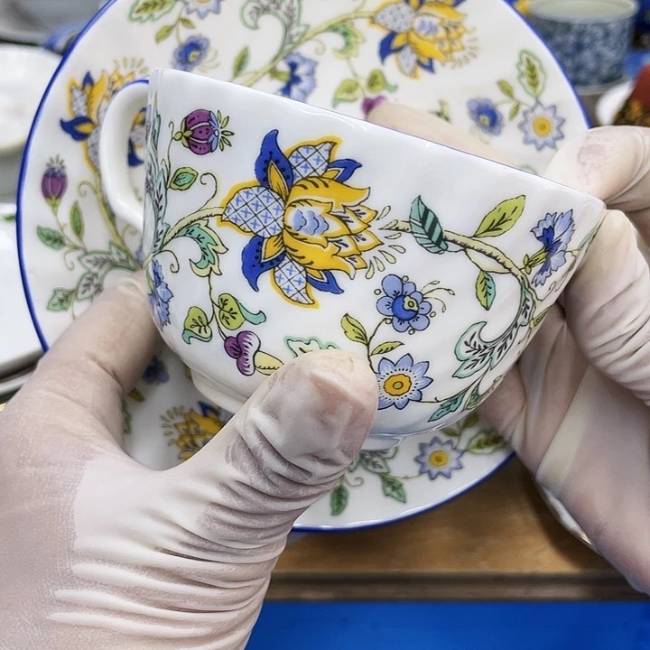 鹿屋家的美丽瓷器寒*阁