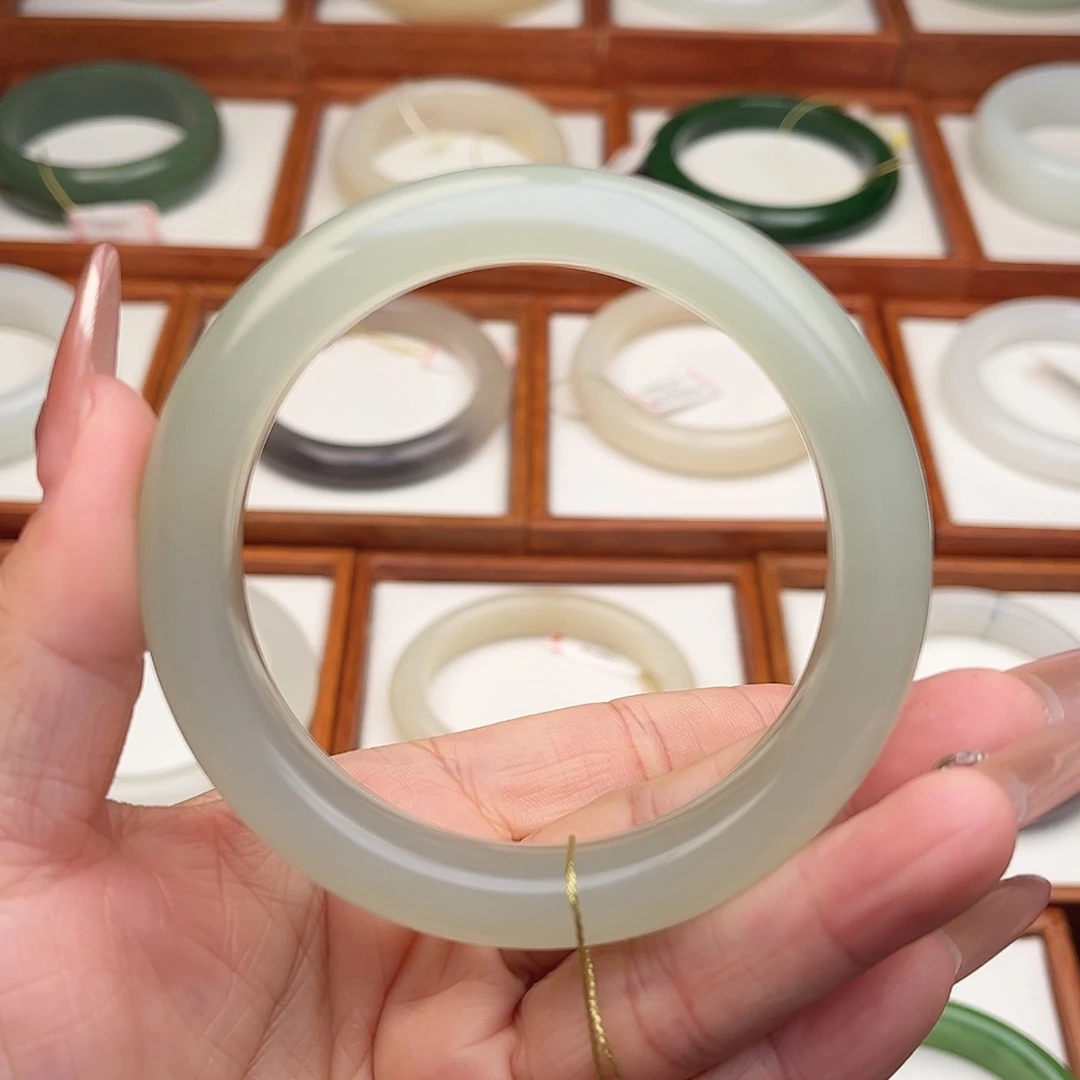 和田玉未镶嵌手镯58.7