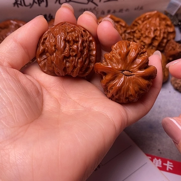 吊坠文玩核桃白狮