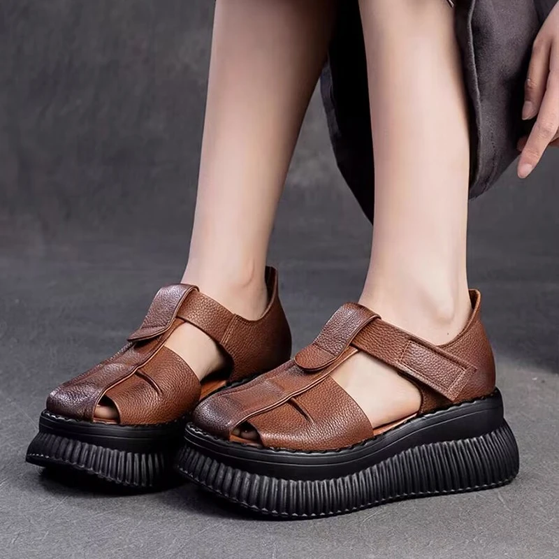 厚底松糕魔术贴包头罗马猪笼鞋子2025新款复古镂空单鞋时尚乐福鞋