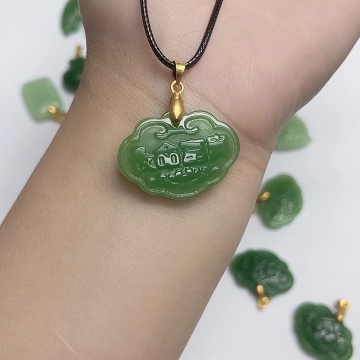 和田玉（糖玉）未镶嵌颈饰俄碧吊坠2