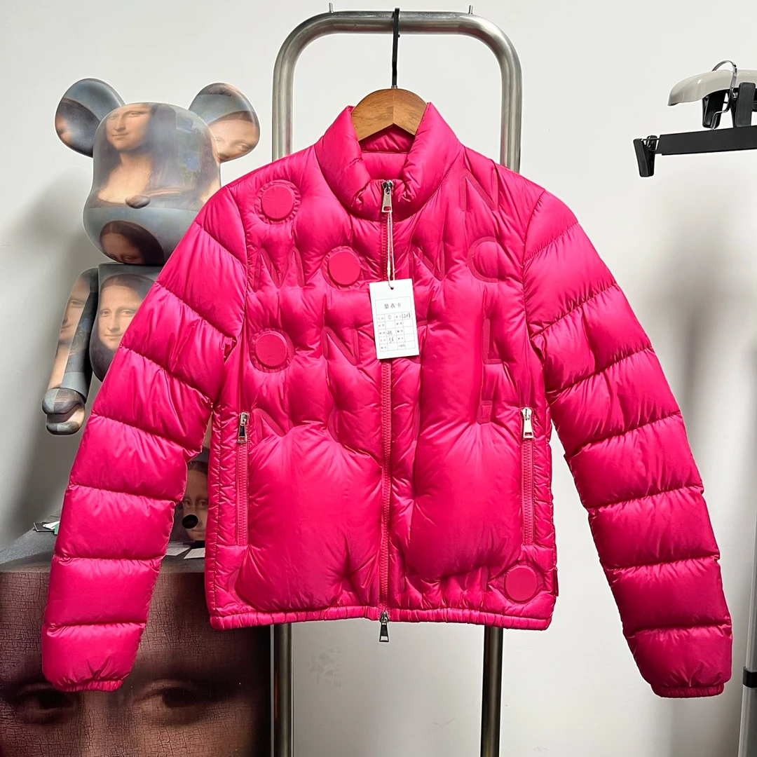 99新 MONCLER 14蒙口浮雕logo羽绒服L2018尺码：0