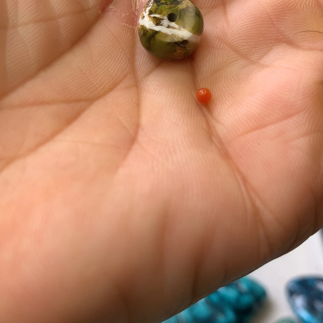 南红玛瑙未镶嵌珠宝奇石