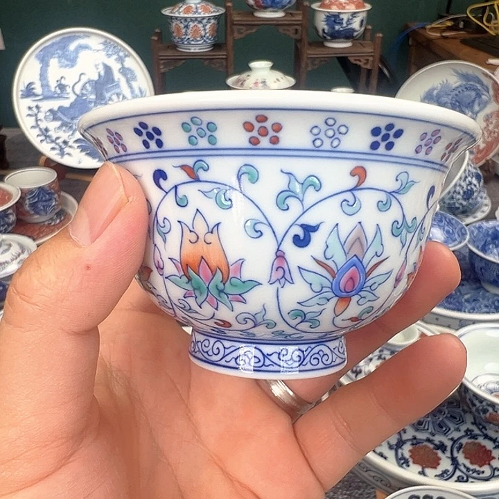 手工手绘斗彩压手杯