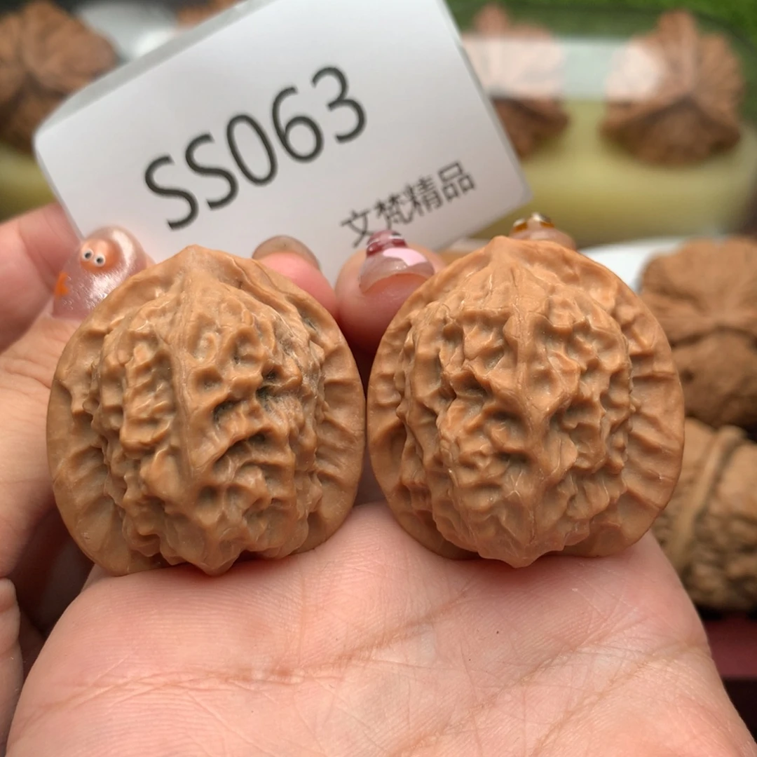 文玩核桃把件全品瓷娃娃36