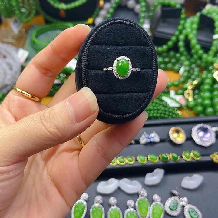 和田玉银S925镶嵌颈饰