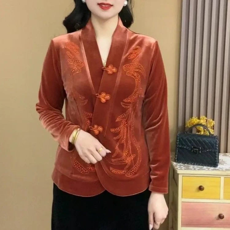 2025新款中年妈妈春装国风小衫上衣两件套时尚洋气中老年女装套装