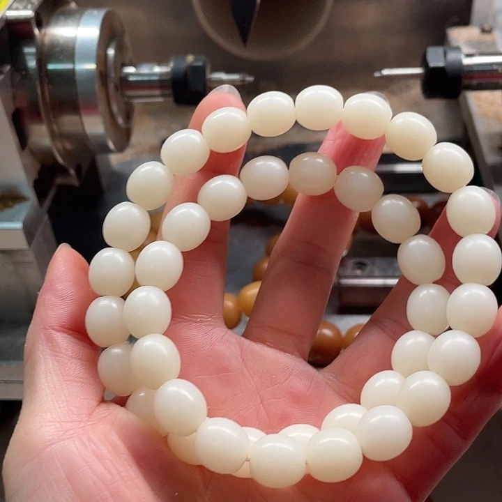 奔***鹅菩提根/象牙果吊坠