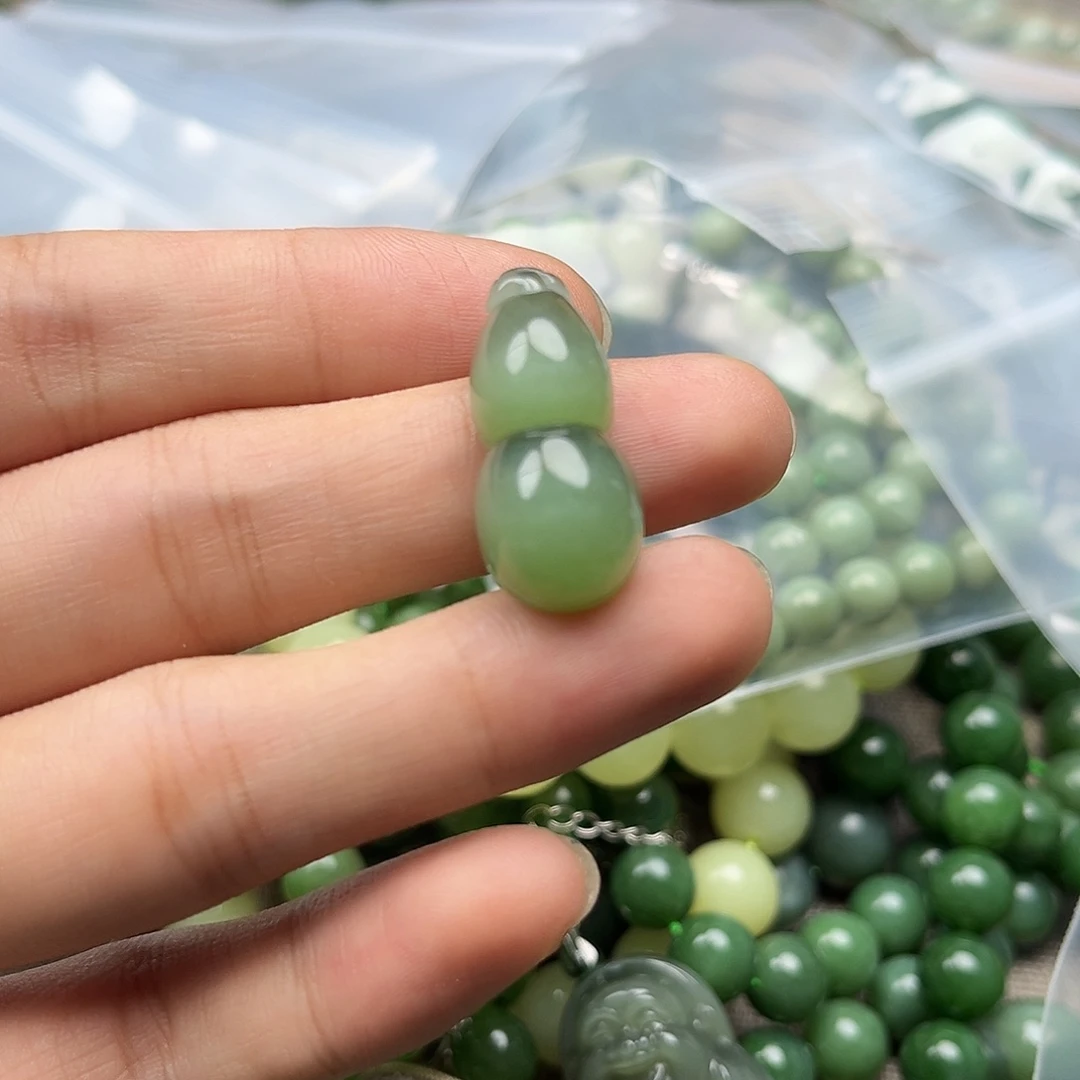 和田玉（碧玉）未镶嵌颈饰