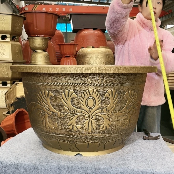圆盆古铜八零两个