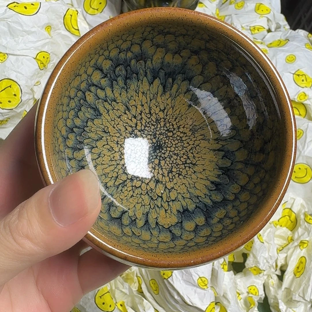 茶盏是因为它具有极致