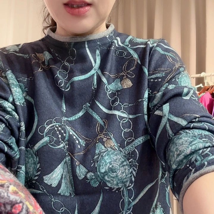 平***^韩国加绒小凤尾衫8