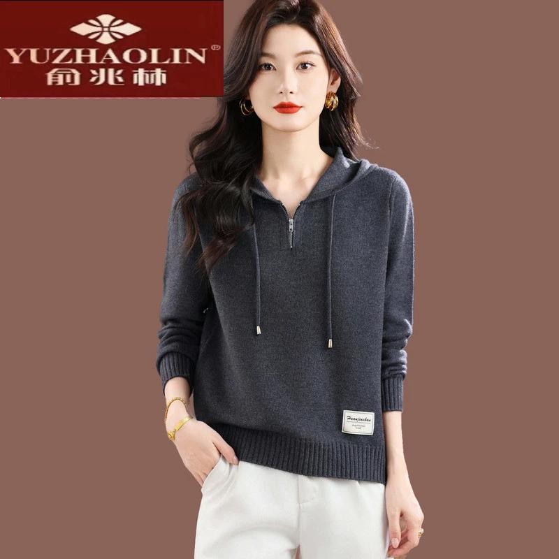 俞兆林连帽毛衣女秋冬2025新款气质内搭短款宽松灰色上衣