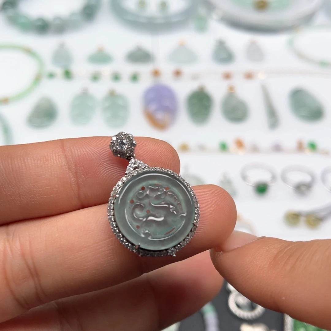 翡翠银S925镶嵌颈饰福利