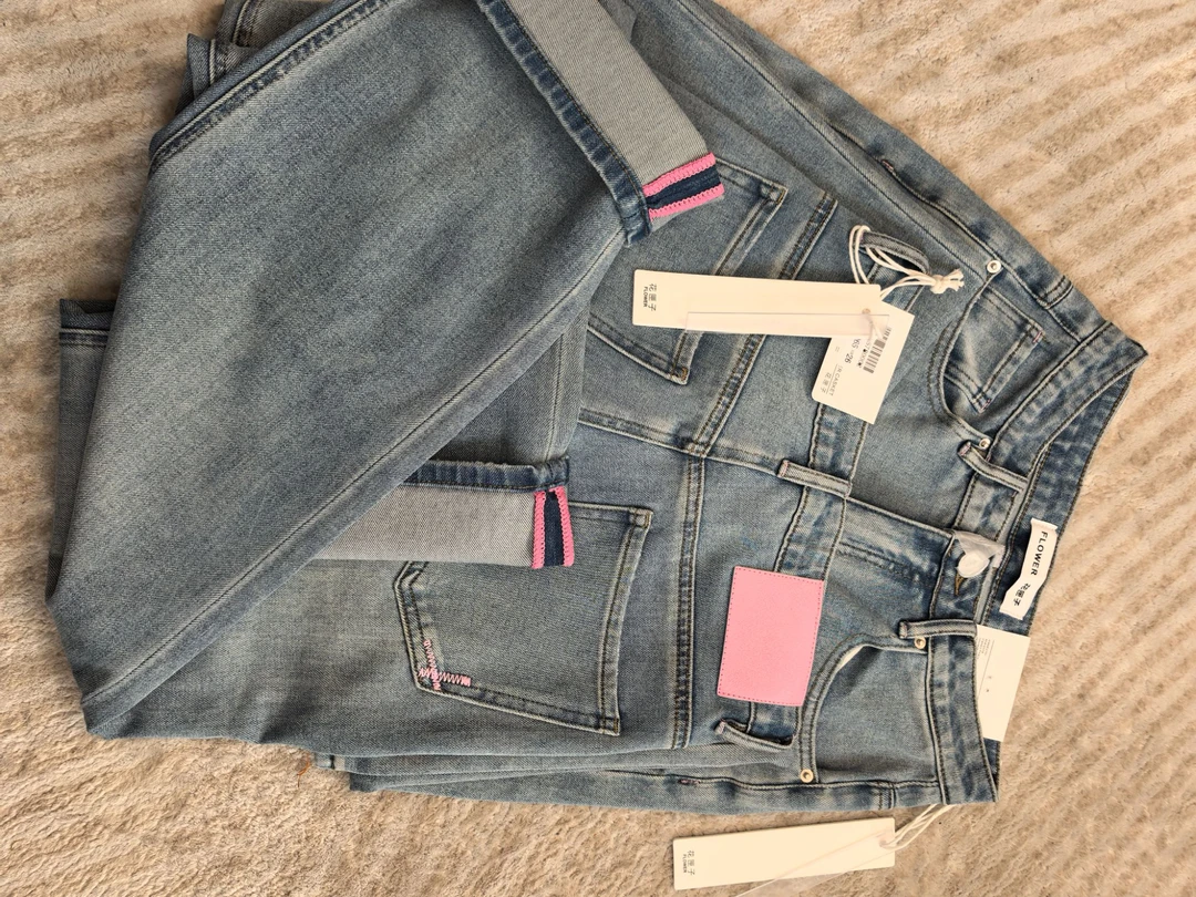 秋秋【065】花EW70MWMA四面弹长裤窄版直筒芭比粉标牛仔裤~