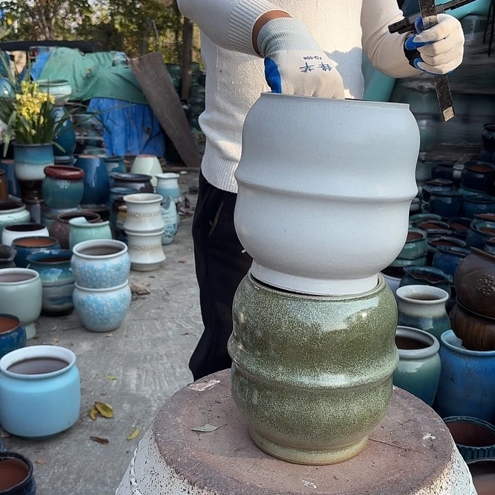 高度21厘米口16厘米