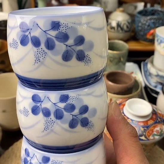 中古物品默认微瑕，谨慎参拍，满18包邮！