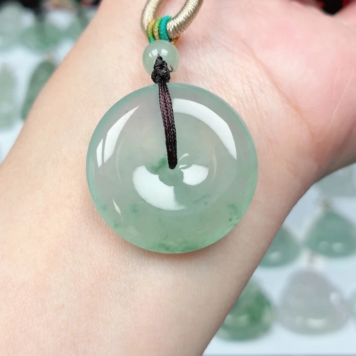 翡翠未镶嵌颈饰缅甸天然A货翡翠