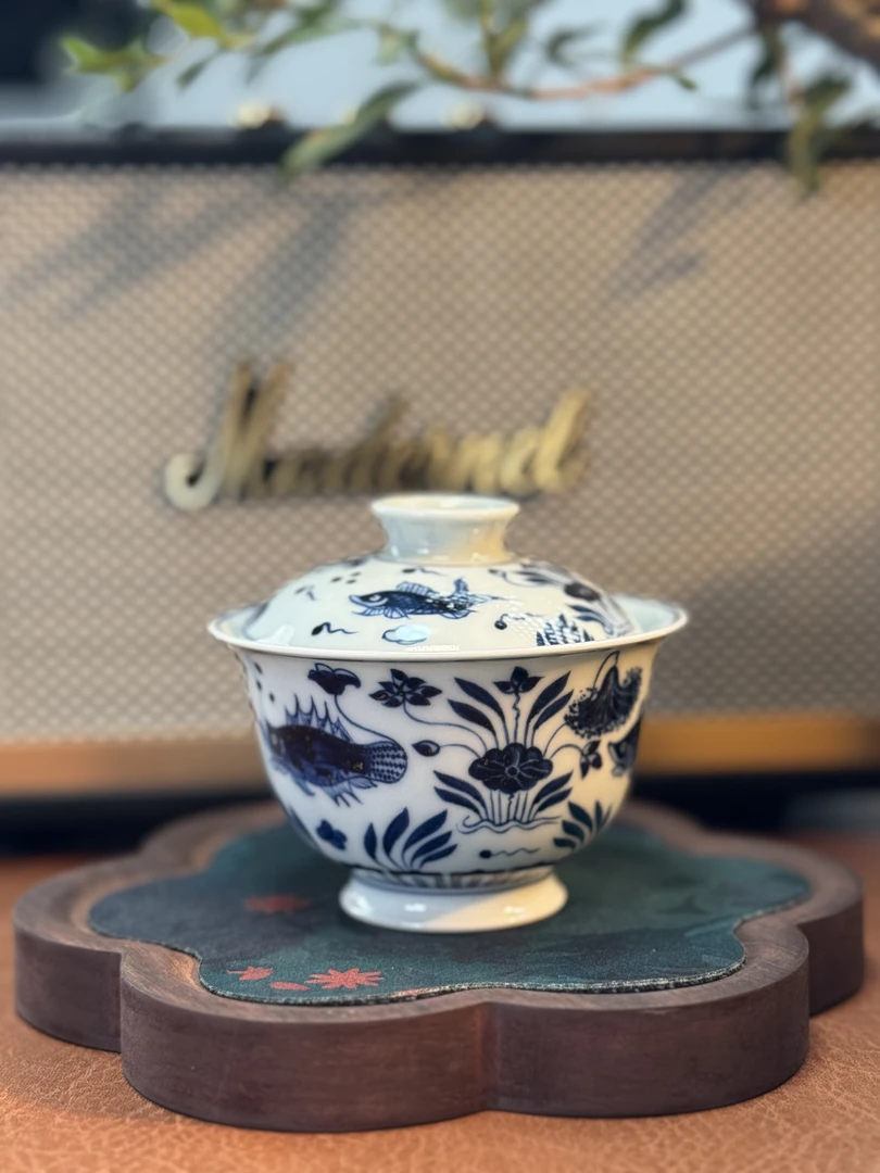 A045景德镇手绘青花鱼藻纹二才盖碗   100ml