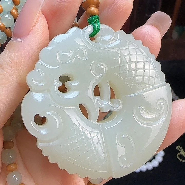 和田玉未镶嵌颈饰定制发货