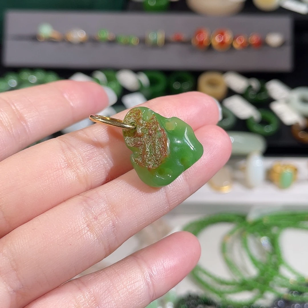 和田玉（碧玉）18K金镶嵌吊坠(不含链)