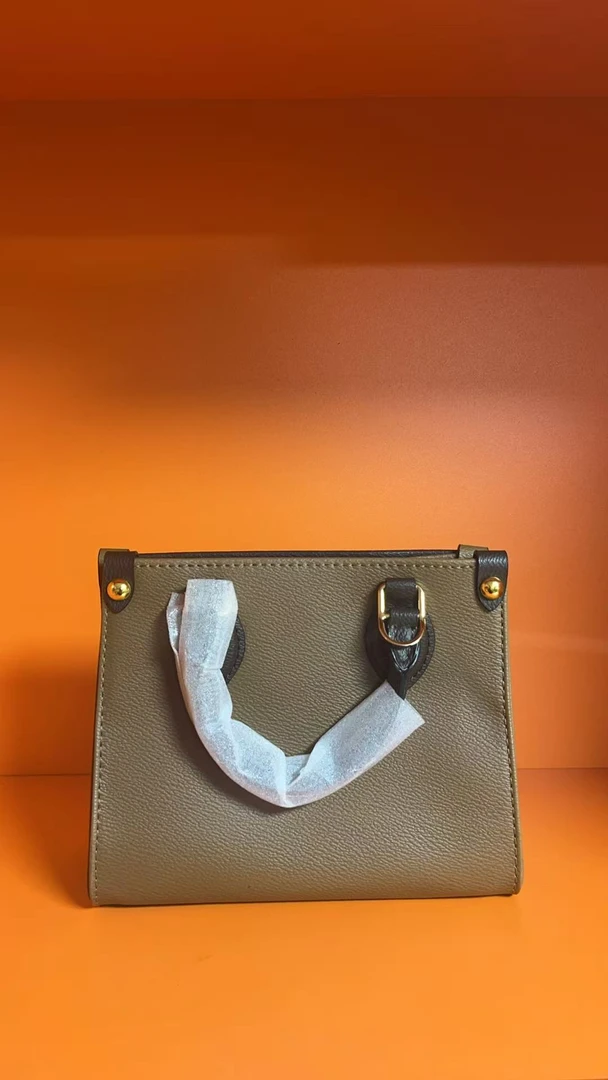 195 时尚休闲百搭包包 驴 马 G 杨家 D 香 包包