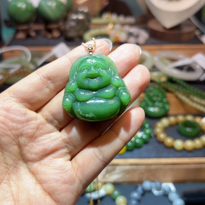 和田玉18K金镶嵌颈饰