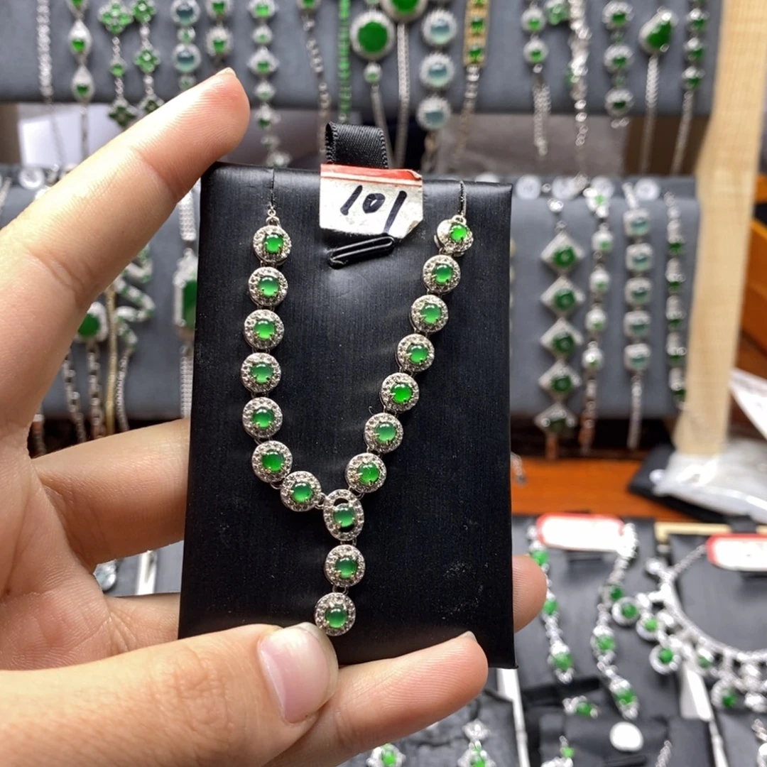 翡翠颈饰银S925镶嵌熹**?翡翠