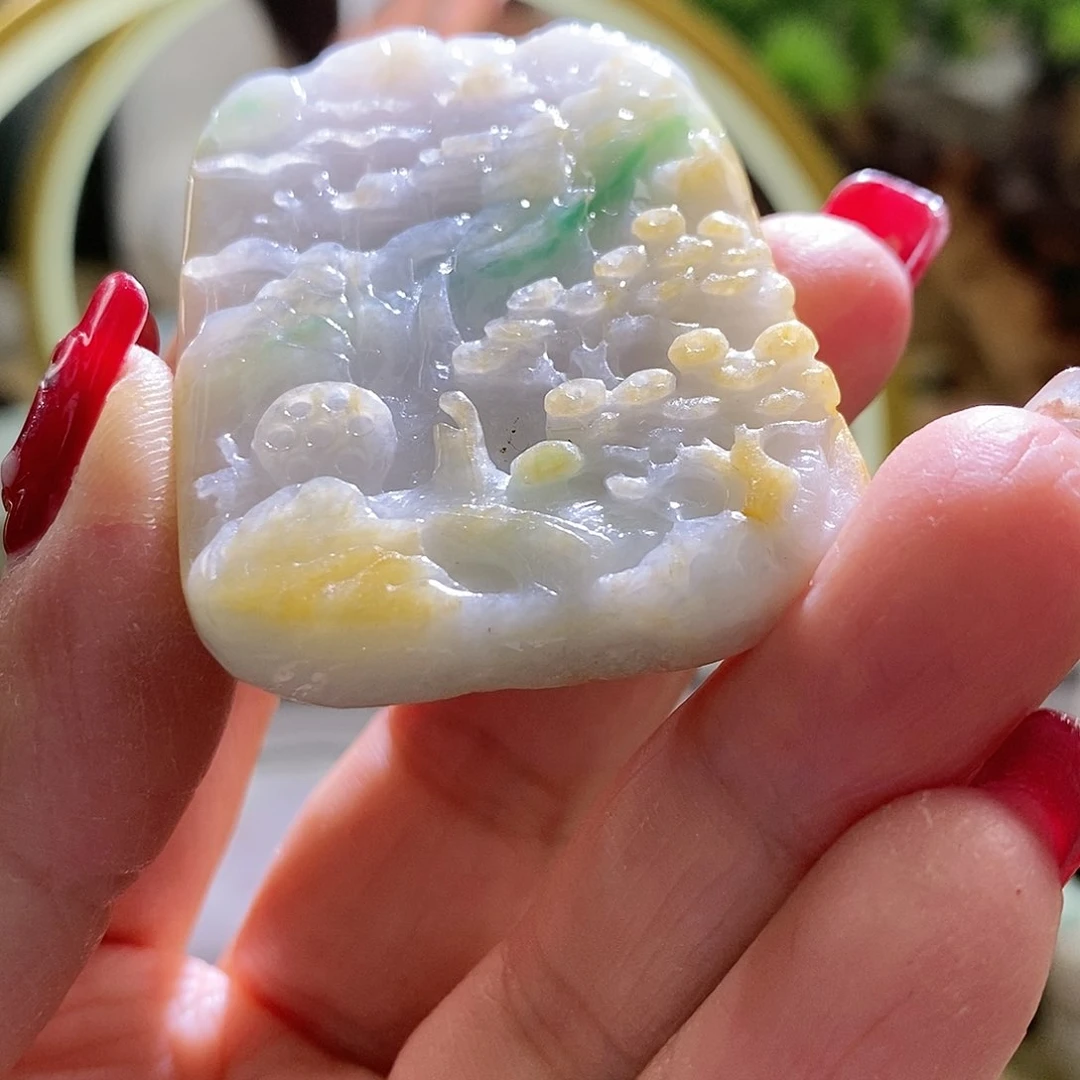 【闪购商品】翡翠颈饰未镶嵌山水