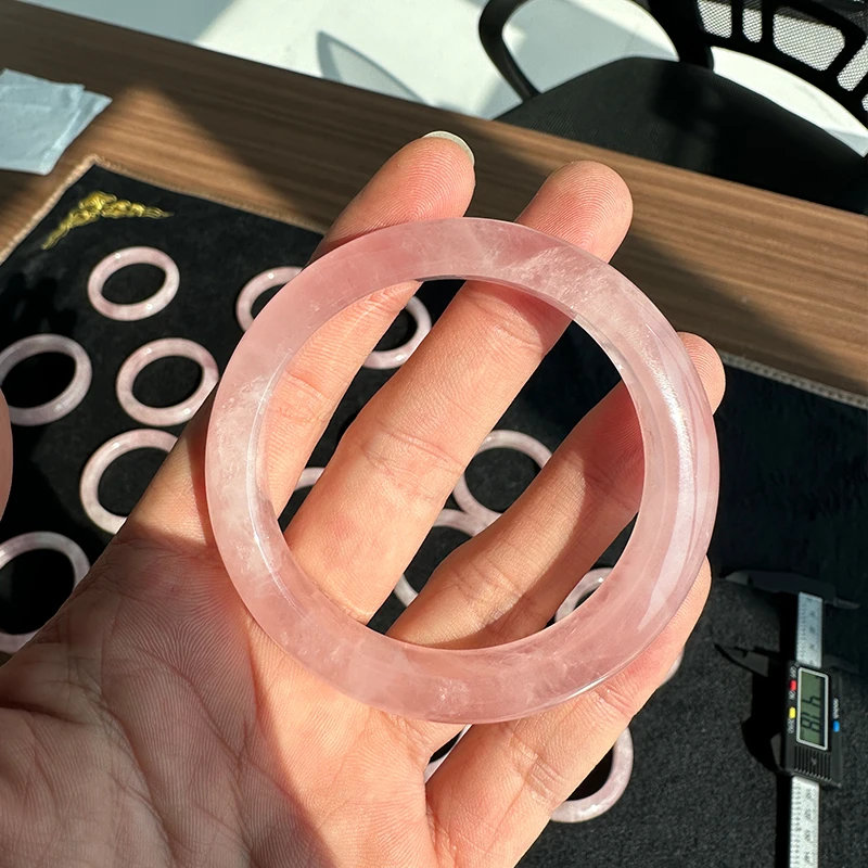【S106】天然水晶马粉手镯时尚正圈粉色系手镯桃花粉