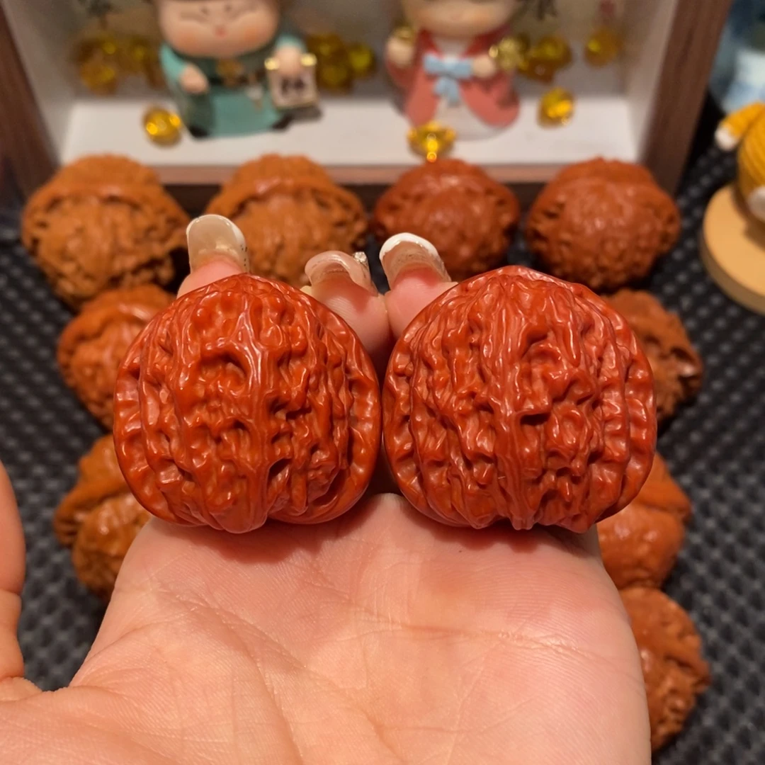 桃核吊坠37.2玉化白狮子，1371