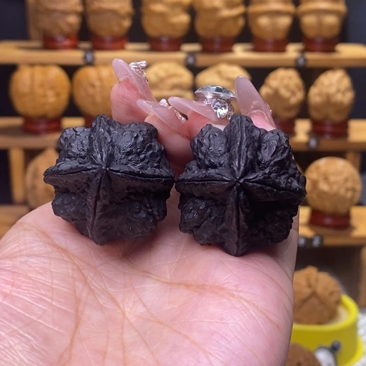 把件文玩核桃金蟾塔四棱35号