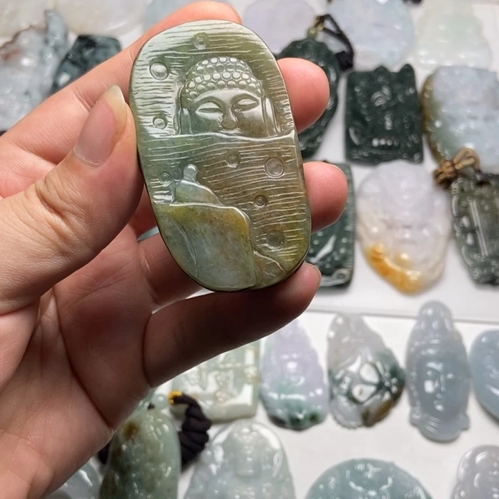 翡翠未镶嵌颈饰求佛问道61