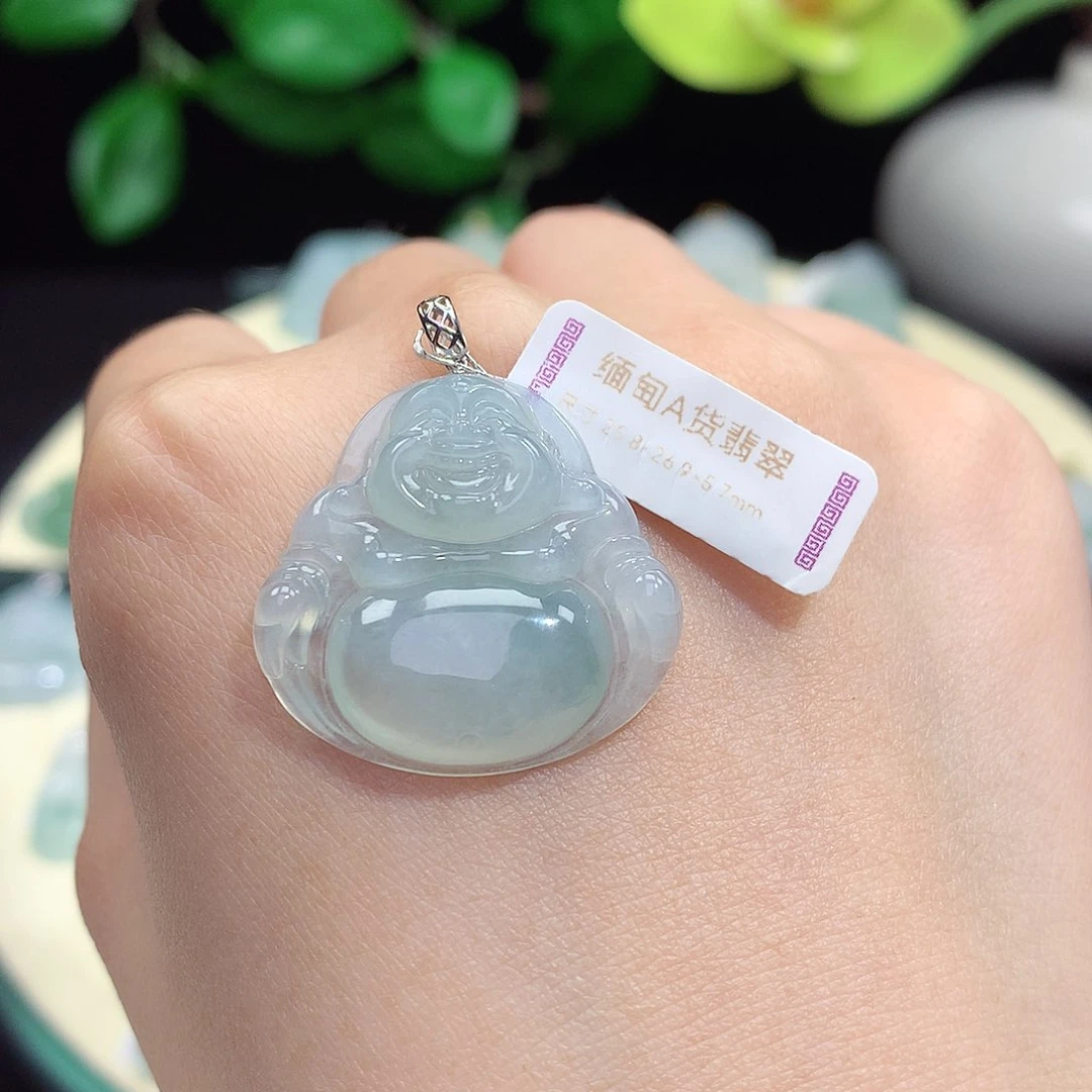 翡翠18K金镶嵌颈饰佛公